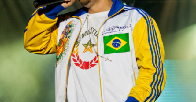 Foto: Afla aici motivul pentru care Puya refuza sa cante in engleza!