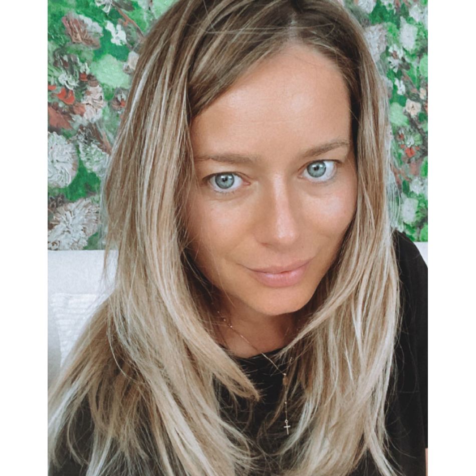 Laura Cosoi, probleme în viața de mămică. Cum se relaxează vedeta după situațiile dificile prin care trece în viața de familie?