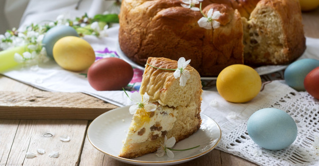 De ce punem Pasca pe masa de Paște + Cele mai iubite rețete de pască românească (detaliate cu conținut caloric)
