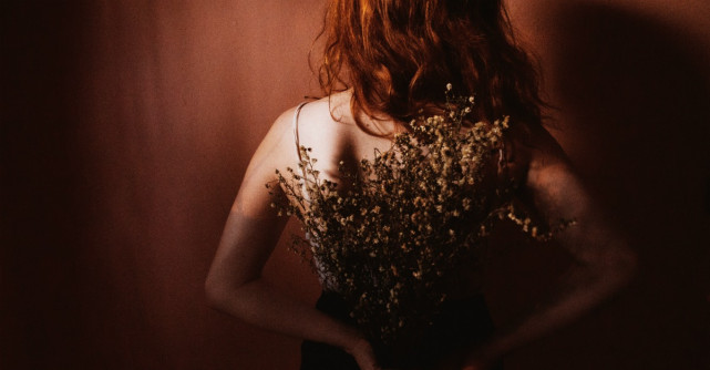 Nu te mulțumi cu o dragoste banală doar pentru că nu vrei să fii singură