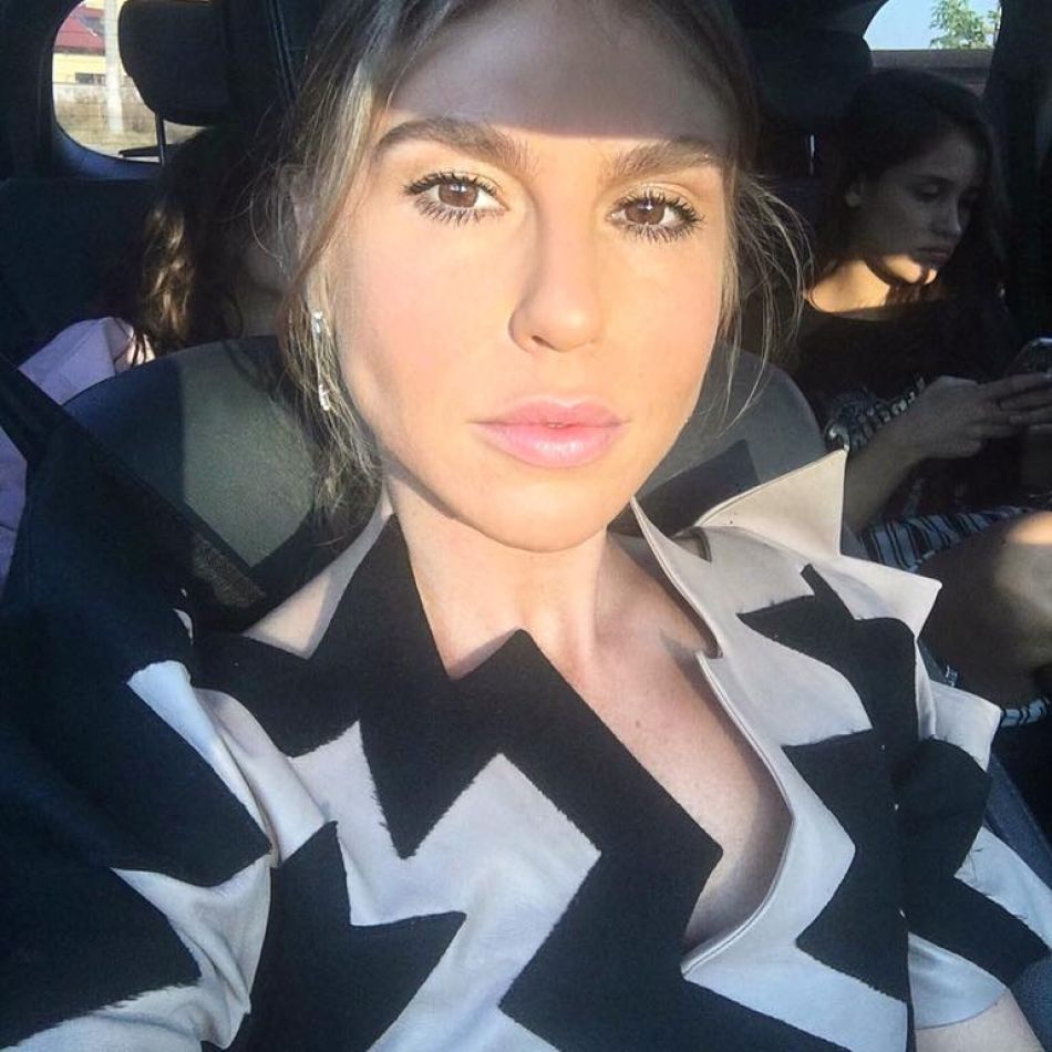 Corina Bud i-a cerut iertare lui Babasha, după criticile aduse la concerul Coldplay: Un om pe care l-am rănit, fără să vreau