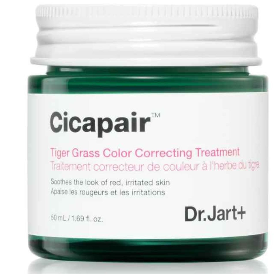 Cum ne protejăm pielea de frig? Produse esențiale de skincare