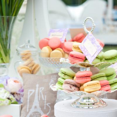 Yellow cab cocktail macaroons