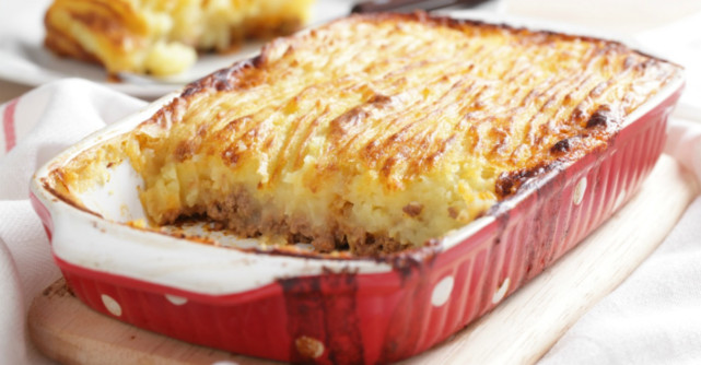 Placinta cu carne si cartofi: incredibil de gustoasa