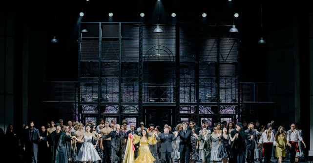 Premiera spectacolului „Carmen” de G. Bizet, în regia Adei Hausvater, a deschis stagiunea 2025–2026 a Operei Naționale București