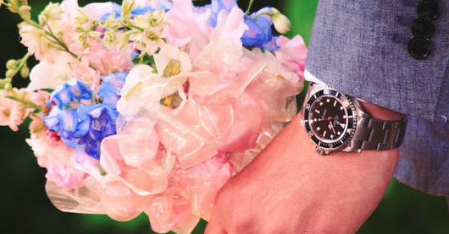 Timpul se masoara in bucuriile pe care le faci. Mesajul ascuns din spatele unui buchet de flori