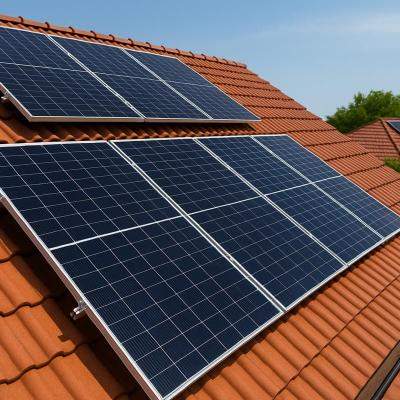 Evită pierderile de eficiență la panourile fotovoltaice. Ce greșeli de montaj sunt cel mai des întâlnite și cum le poți preveni