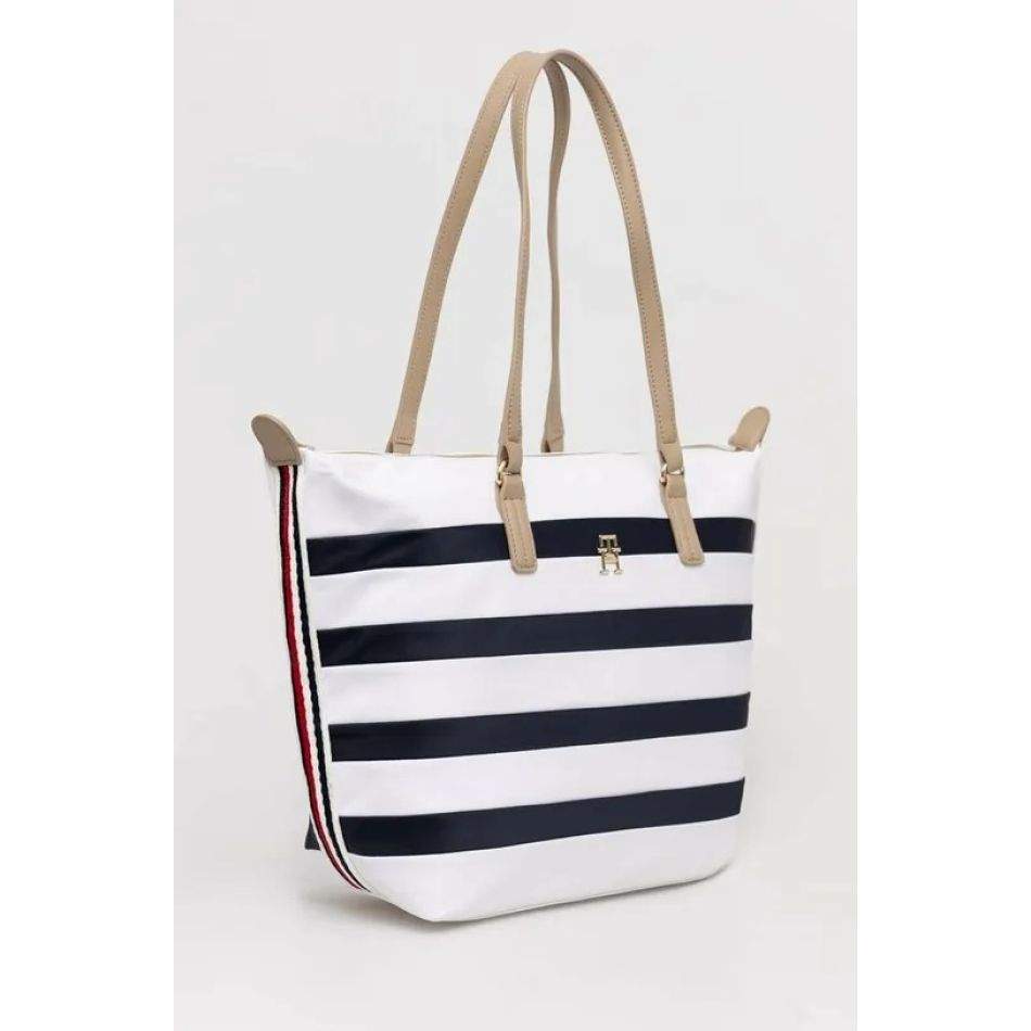 Genți și poșete superbe pentru orice ținută