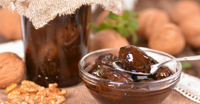 Dulceata de nuci verzi. Reteta de pe vremea bunicilor