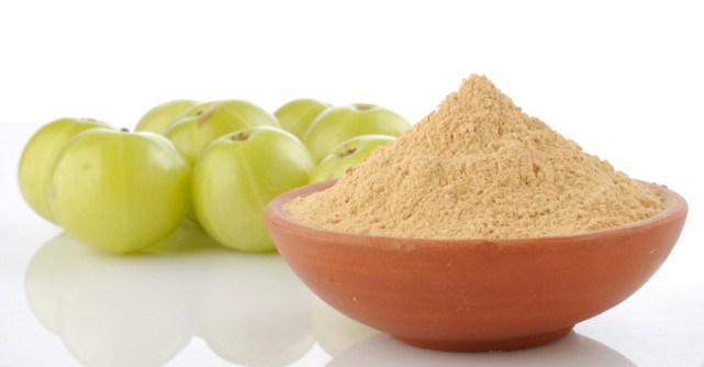 Pudra de amla: intrebuintari in frumusete