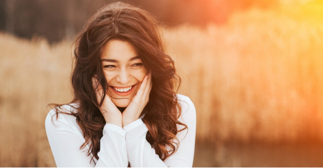 6 motive pentru care sa razi din tot sufletul