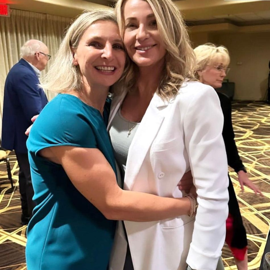 Nadia Comăneci, surprinsă în ipostaze casnice acasă la mama sa: Lucruri normale, pe care le fac și în America...