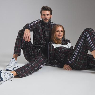 Ținute urbane cu hanorace Calvin Klein. Care te reprezintă?