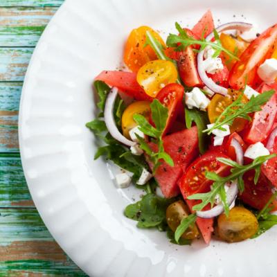 Mancarea in timpul verii: 5 mituri care iti pot face foarte rau