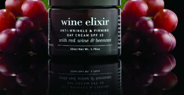 Nou de la APIVITA: Wine Elixir Antirid si fermitate