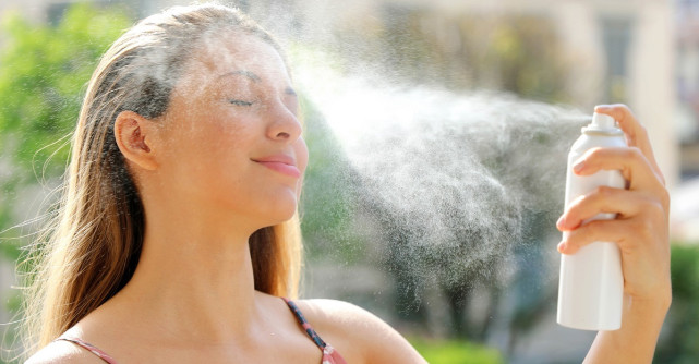 Un ten frumos începe cu o curățare ca la carte