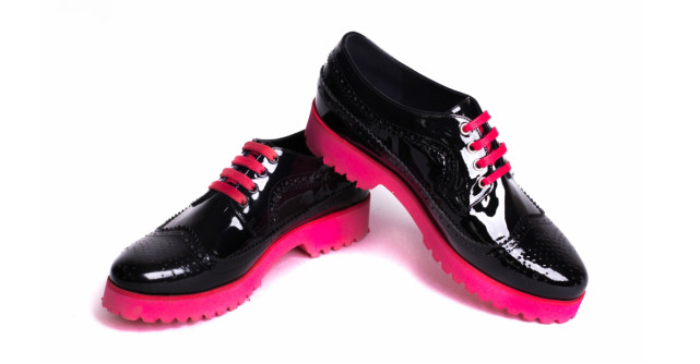 Pantofi Oxford cu detalii incantatoare pentru zile vesele