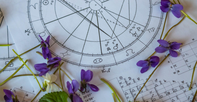 Horoscopul Echinocțiului de Primăvară 2026: Evenimentul cosmic aduce binecuvântări nesperate. Ce se va întâmpla bun în viața ta?