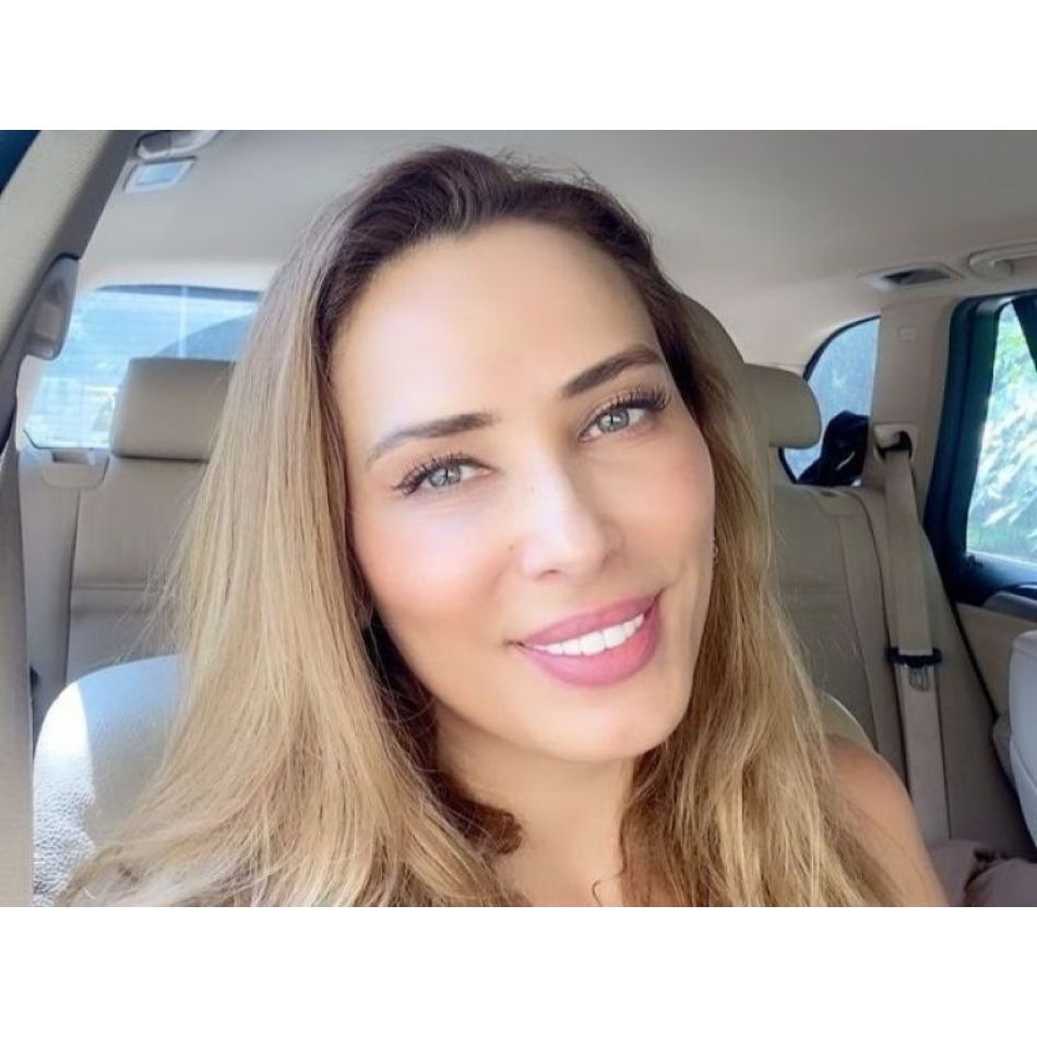 Iulia Vântur, detalii despre familia iubitului său. Cum se înțelege vedeta cu tatal lui Salman Khan?