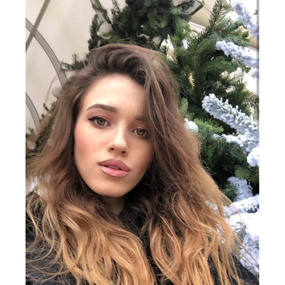 Ioana Ignat s-a logodit. Artista a spus cel mai sincer DA și le-a arătat fanilor inelul 