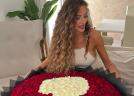 Bianca Drăgușanu, surpriză spectaculoasă în Dubai! A primit 1.100 de trandafiri, dar reacția vedetei a uimit pe toată lumea