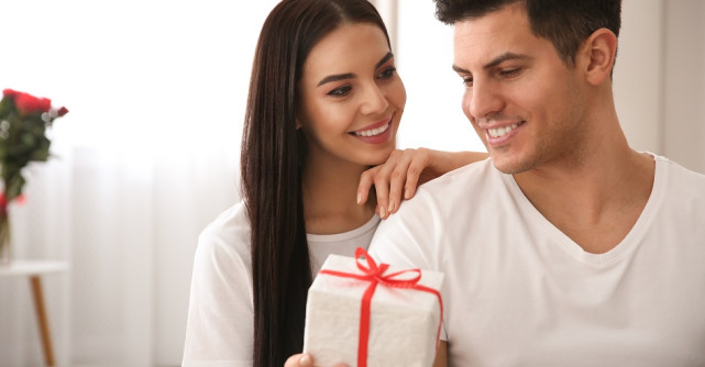 Cadourile perfecte de Crăciun pe care să le oferi celor dragi 