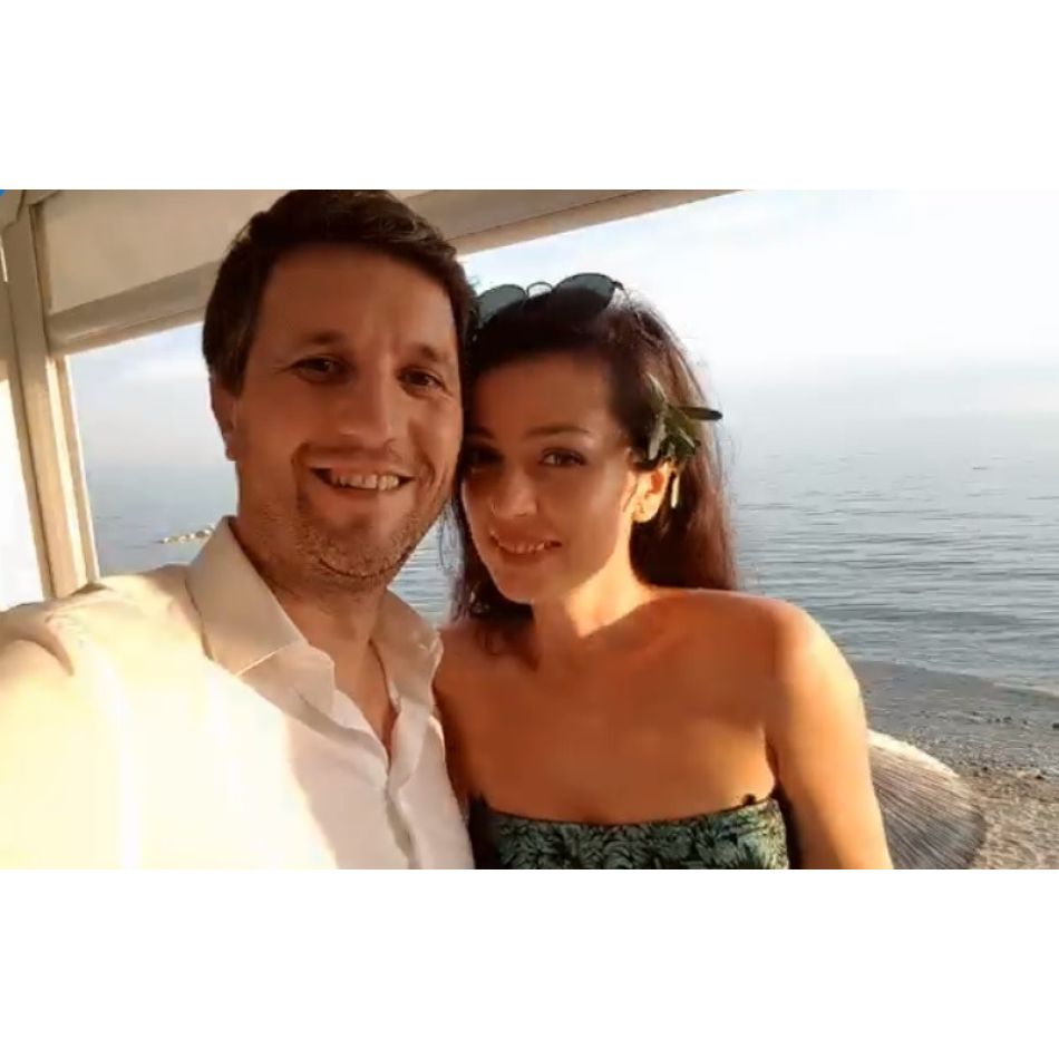 Olivia Steer și Andi Moisescu împlinesc 20 de ani de căsnicie! Ce mesaj i-a transmis vedeta partenerului ei de viață?