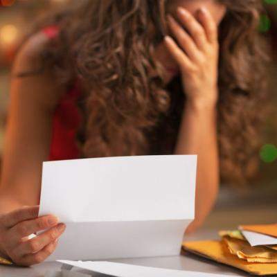 Sotul isi anunta sotia ca o insala cu secretara lui de 18 ani. Raspunsul femeii? GENIAL
