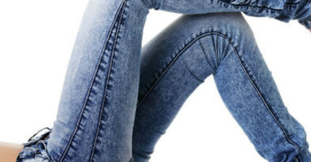 Adio, celulita! Blugii care te scapa definitiv de ea!