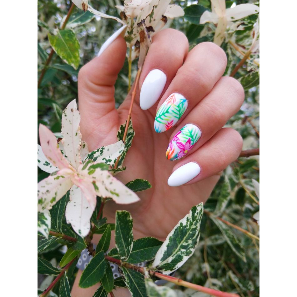 20 de modele de manichiură perfecte pentru 2023