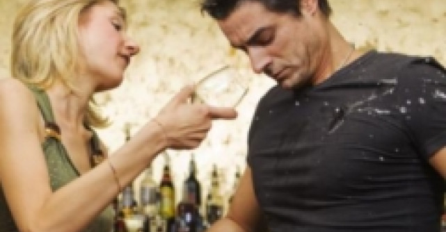 7+1 tabieturi masculine care ne scot din sarite 