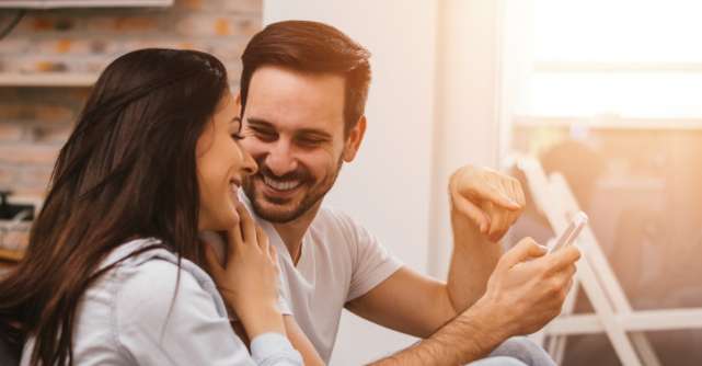 Cum sa-ti comunici nevoile in cuplu fara sa-ti presezi partenerul