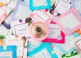 Îngrijirea pielii vorbește limba iubirii: nu poți rata ofertele FOREO pentru Ziua Indrăgostiților!