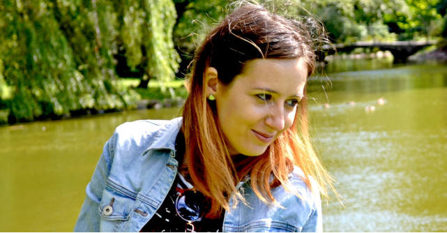 Cum să-ți vopsești părul singură acasă ca la salon: din experiența mea