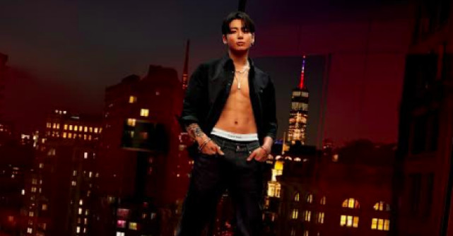 Jung Kook din trupa BTS este imaginea noii campanii Calvin Klein, prezentând cele mai noi modele de denim  