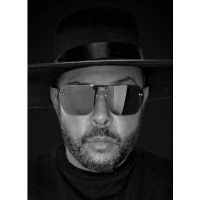 Tom Boxer și Adrian Șaguna, colaborare cu un medic din Maroc