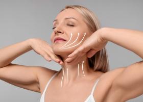 Cui i se potrivește procedura de lifting și cât durează efectul?