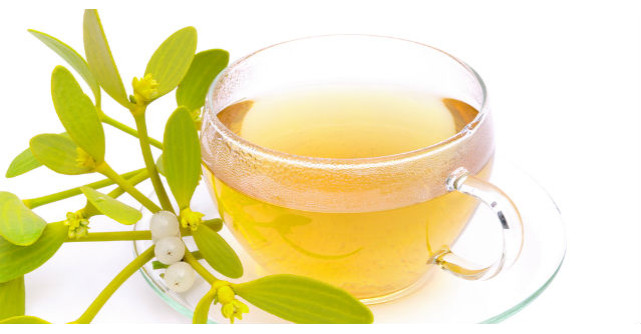 Ceaiul de vasc, leacul-minune al iernii. Afla de ce boli te scapa