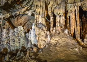 Peștera Muierilor - o călătorie fascinantă în inima Gorjului