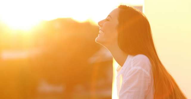 8 moduri in care sa te trezesti mai fericita dimineata