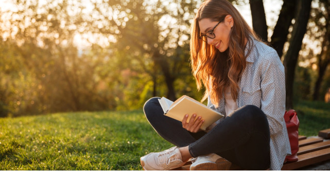 15 carti pe care trebuie sa le citesti la 20 de ani
