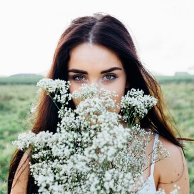 Cum să ai grijă de pielea sensibilă? 3 Sfaturi de care să ții cont în această toamnă