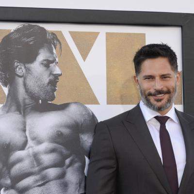 FOTO: Joe Manganiello și-a făcut un tatuaj impresionant DE 1 METRU lungime pentru a acoperi cicatricile unei boli misterioase