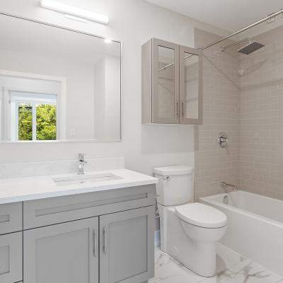 Cum să optimizezi spațiul de depozitare din baie?