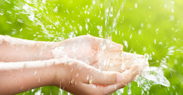 Puterea miraculoasa a apei. Nu esti bolnav, doar insetat! 