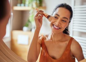 Trenduri de machiaj demodate. Ce nu se mai poartă?