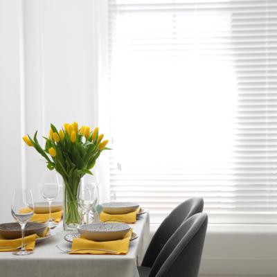 Cum alegi scaunele pentru dining: 7 combinații care fac masa să arate ca într-o revistă de design interior