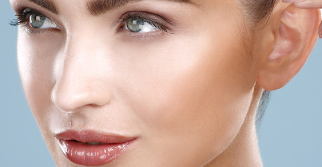 8 moduri prin care iti distrugi sprancenele, fara sa stii