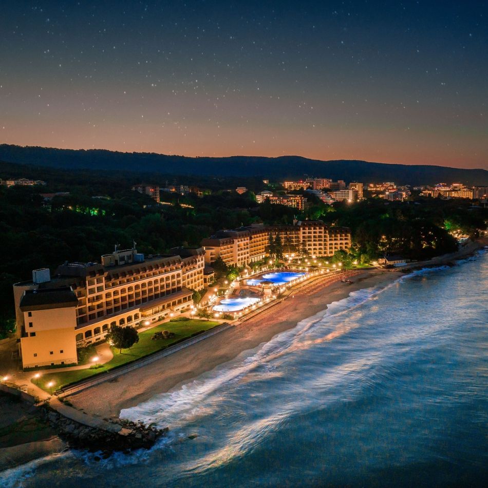 Cea mai bună idee pentru vacanța de vară pe malul Mării Negre. De la experiențe ultra-luxury la concedii accesibile în familie