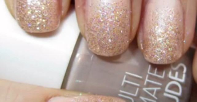 Manichiura speciala pentru mirese stralucitoare